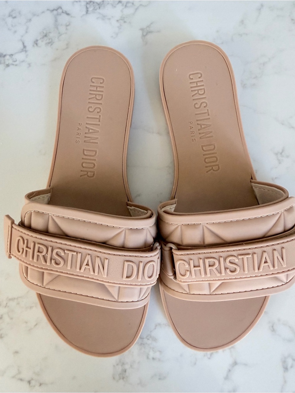 Christian Dior Quilted Logo Slide Sandals in beige size 9 - Picture 2 of 7